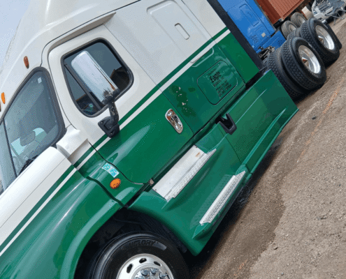 truck power washing